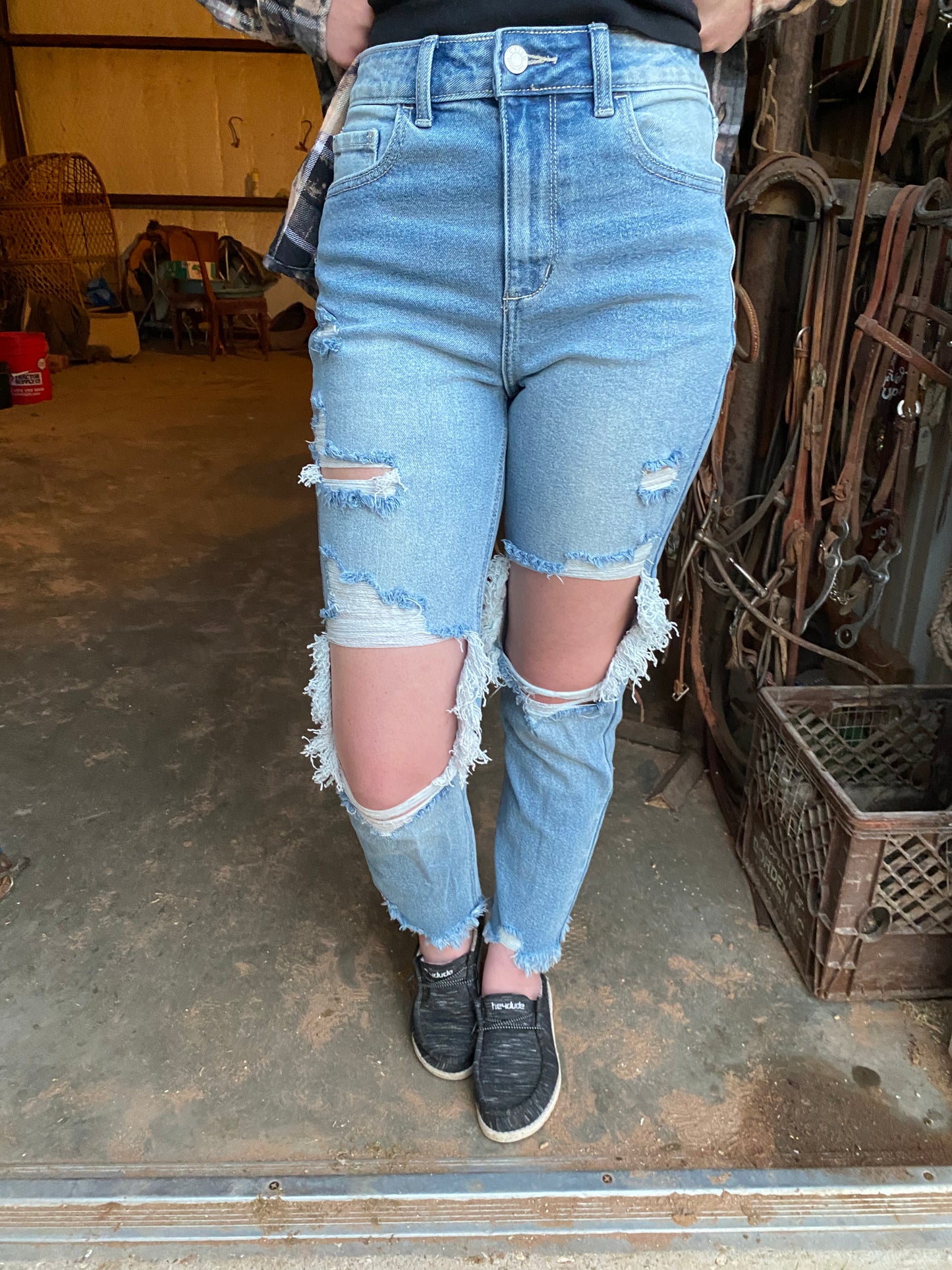 Straight Legged Distressed High Waisted Crop Jean with Frayed Ends